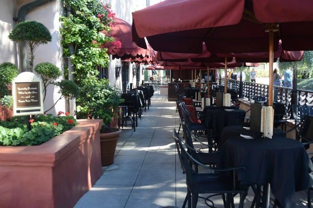 Brown Derby Lounge